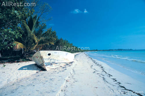 Amora Beach Resort 11